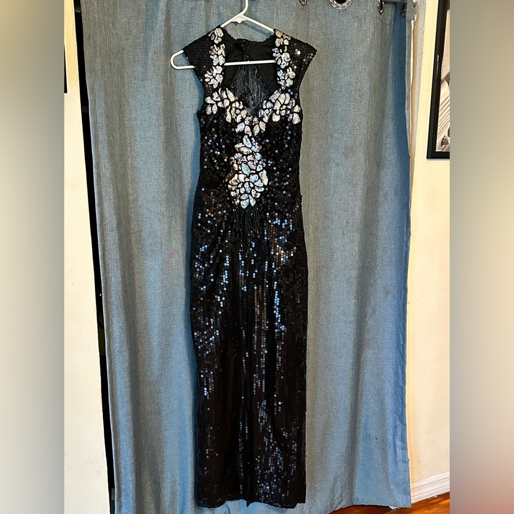 Black and silver backless sequin dress